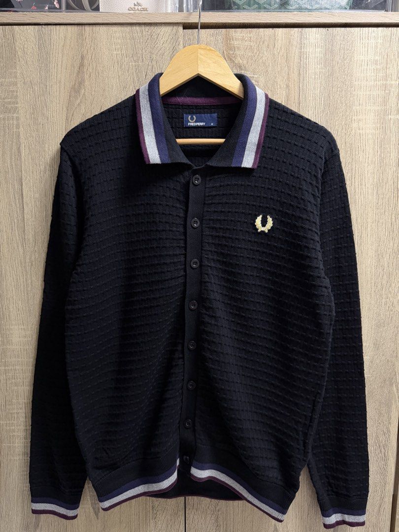 Fred Perry Cardigan (Category: Coats, Jackets and Outerwear) located in Imus. Submitted by rckrmns (Listing ID 1468259515, Image 1). Description: Fred Perry Cardigan Size M W- 20 L- 27 Good as New .