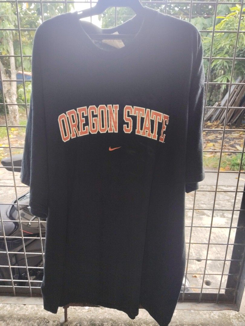FREE 1990s Nike (Category: Tshirts & Polo Shirts ) located in Manila. Submitted by arlee420 (Listing ID 1468282777, Image 2). Description: hearing offer.