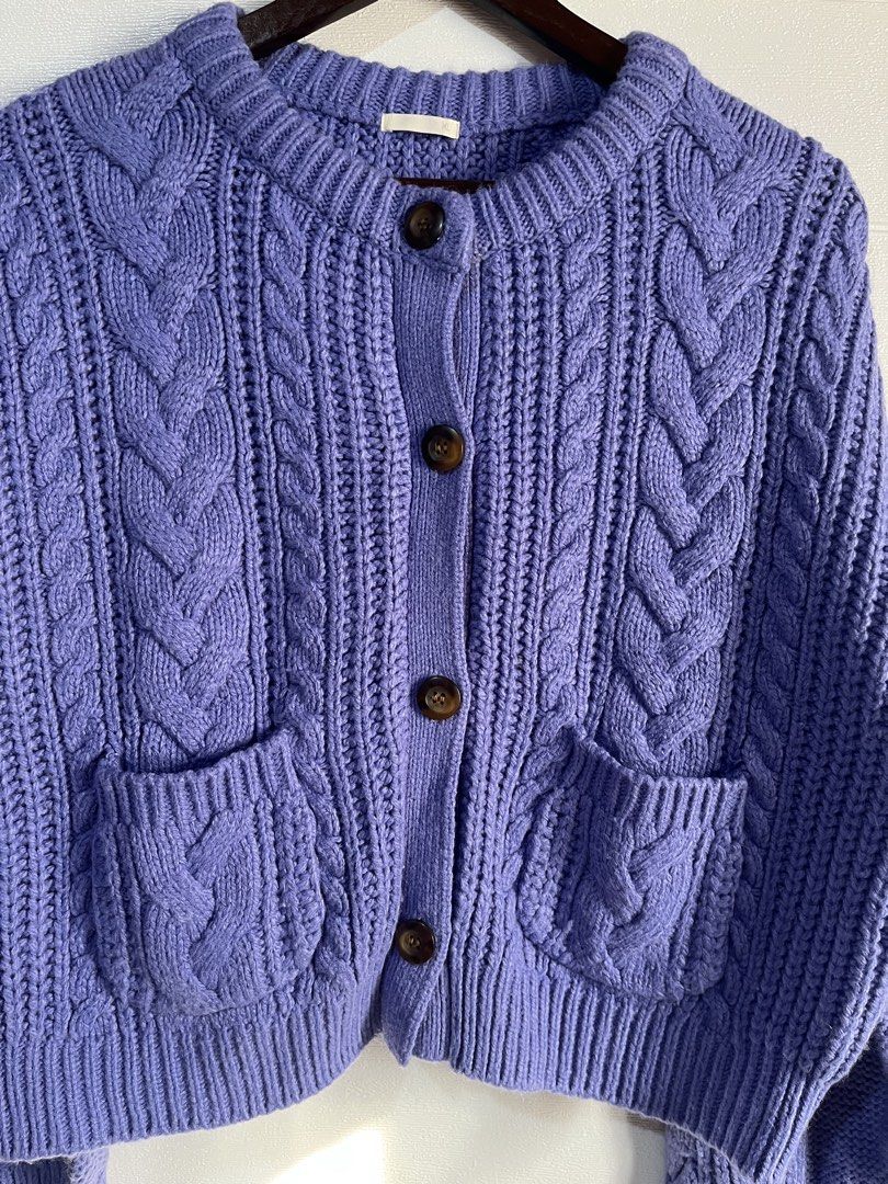 GU Cable-Knit Cardigan (Category: Coats, Jackets and Outerwear) located in Baguio. Submitted by the.lostwardrobe (Listing ID 1468134051, Image 3). Description: GU CABLE KNIT CARDIGAN - XL on tag (fits small to medium size) - Dimes: 21L 22W - no flaws/issues - price is fixed Loc: Baguio City PHP 380 + shipping fee (FIXED).