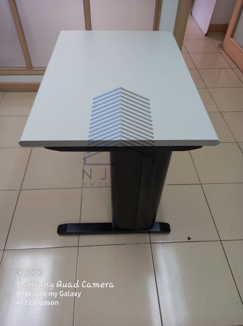 Freestanding Table (Category: Office Furniture & Fixtures) located in Caloocan City. Submitted by boldwind_7b70cf (Listing ID 1468079921, Image 2). Description: Freestanding Laminated Legs .