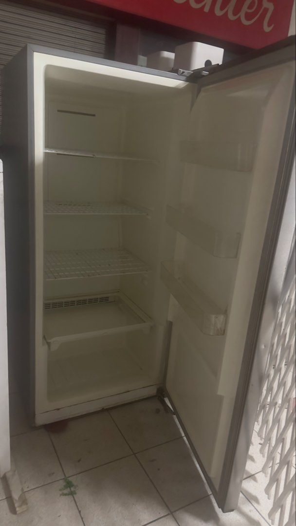 Fujidenzo upright freezer (Category: Refrigerators and Freezers) located in Manila. Submitted by ivyfv04 (Listing ID 1468182508, Image 2). Description: Fujidenzo upright freezer Slightly used Good condition .