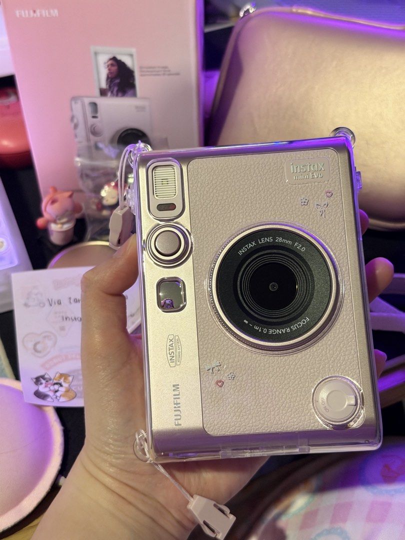 Fujifilm Instax Mini Evo - Gentle Rose (Category: Cameras) located in General Trias. Submitted by viabulda (Listing ID 1468122291, Image 2). Description: for sale wts lfb fujifilm instax mini evo rfs: hindi nagagamit since merong other cameras ₱10k ♡ used thrice only ♡ with screenguard and case since day 1 ♡ box, cord, strap included ♡ with accessories and hard case Can meet up: ♡ near Lancaster, Evo City Kawit, Maple Grove, Robinsons General Tri