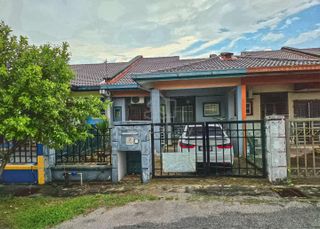 (Category: ) located in . Submitted by hermanshah58022 (Listing ID 1456213971, Image 1). Description: .