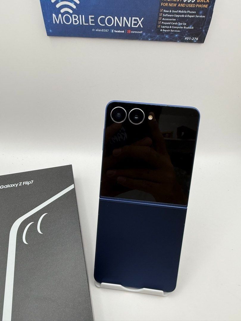 Galaxy Z Flip 7 Blue Shadow 256GB, Mobile Phones & Gadgets, Mobile ...
