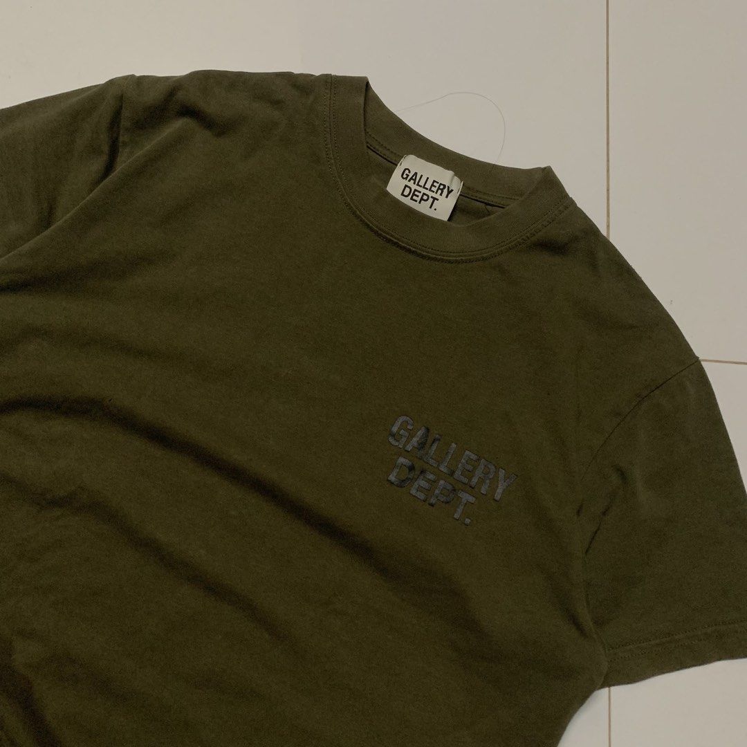 GALLERY DEPT TEE (Category: Tshirts & Polo Shirts ) located in Andop. Submitted by junjun_watanabe (Listing ID 1468230221, Image 3). Description: dimes: 19.5x26 color rate: 9.5/10 condition: Excellent no issues.