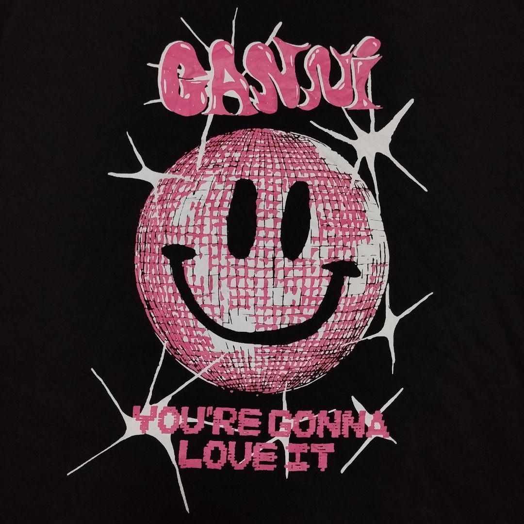GANNI (SMILEY TSHIRT) (Category: Shirts) located in La Carlota. Submitted by heavydigs_thriftshop (Listing ID 1468174806, Image 3). Description: GANNI (SMILEY TSHIRT) RATE EXCELLENT CONDITION SIZE MEDIUM WOMENS/ DIMES 20 WIDTH/ 25 LENGTH PRICE 999 ADD SHIPPING FEE DM TO PURCHASE.