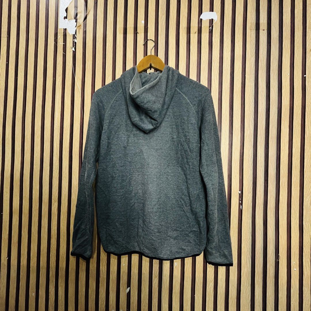 GAP FIT DRY Gorpcore PERFORMANCE Technical Streetwear Fleece Full Zip Hoodie JACKET GREY XXL 22x26 (Category: Coats, Jackets and Outerwear) located in Dasmarinas. Submitted by yg_supplies (Listing ID 1468155481, Image 2). Description: > PRE-LOVED / NEEDS WASHING. NO OTHER ISSUES. GAP FIT DRY Gorpcore PERFORMANCE Technical Streetwear Fleece Full Zip Hoodie JACKET GREY XXL 22x26 #gapfit #gap #gdry #gorpcore #gorpcoreph #technicalwear #techfleece #c