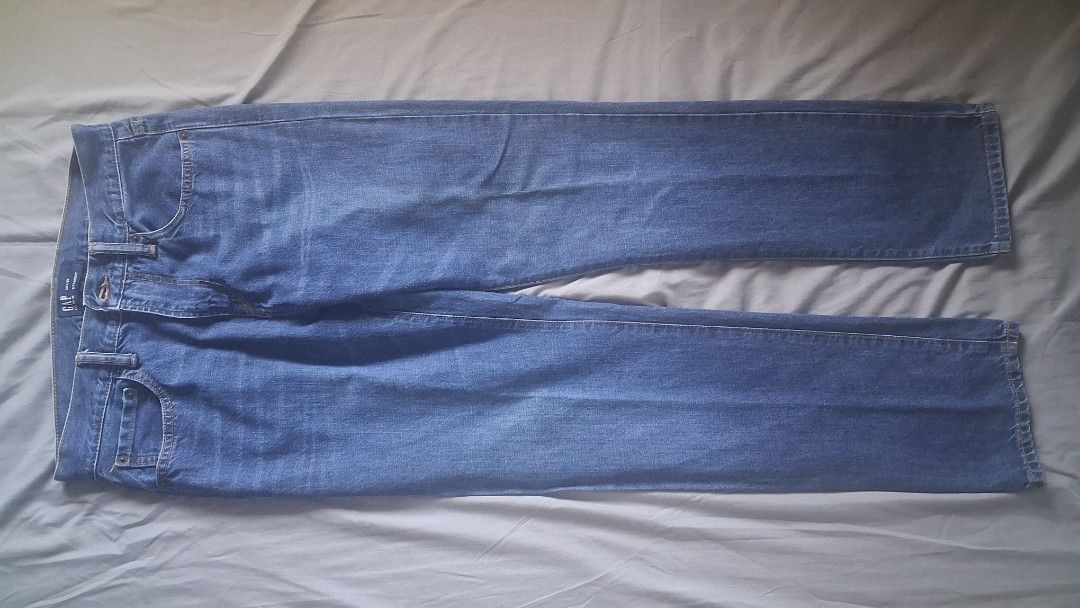 GAP Straight Cut Pants (Category: Jeans) located in Manila. Submitted by weepily (Listing ID 1468095897, Image 1). Description: W: 29" Ins: 30" LO: 7.5" Gcash payment.