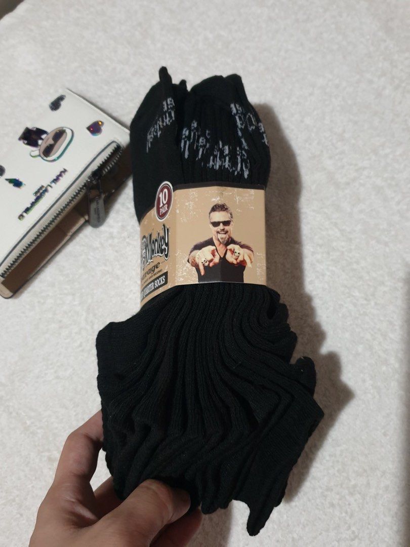 Gas Monkey Garage 10 Pack Socks (Category: Socks & Tights) located in Las Pinas. Submitted by epitome.mnl (Listing ID 1468097832, Image 2). Description: 💎Brand New 💎Gas Monkey Unisex 💎Size 9-11 💎SRP 28USD 💎All items 100% original 📌MOP GCASH or BDO 📌SF Shouldered by the buyer 📌Lalamove/Grab (via sched) 📌Flash / Gogo Express Provincial 80-240 📌Meetups: Las Pinas/Alabang/Laguna via schedule.