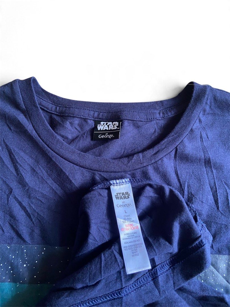 GEORGE AT STARWARS “THE MANDALORIAN” GRAPHIC TEE (Category: Tshirts & Polo Shirts ) located in Davao. Submitted by re.wornn (Listing ID 1468140619, Image 3). Description: •LARGE W20 L28 •COLOR RATE:9/10 •GOOD AS NEW CONDITION 🏷️280 ADD SHIP 📩DM .