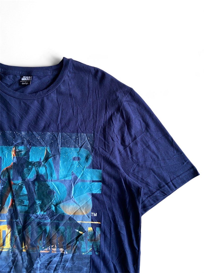 GEORGE AT STARWARS “THE MANDALORIAN” GRAPHIC TEE (Category: Tshirts & Polo Shirts ) located in Davao. Submitted by re.wornn (Listing ID 1468140619, Image 2). Description: •LARGE W20 L28 •COLOR RATE:9/10 •GOOD AS NEW CONDITION 🏷️280 ADD SHIP 📩DM .