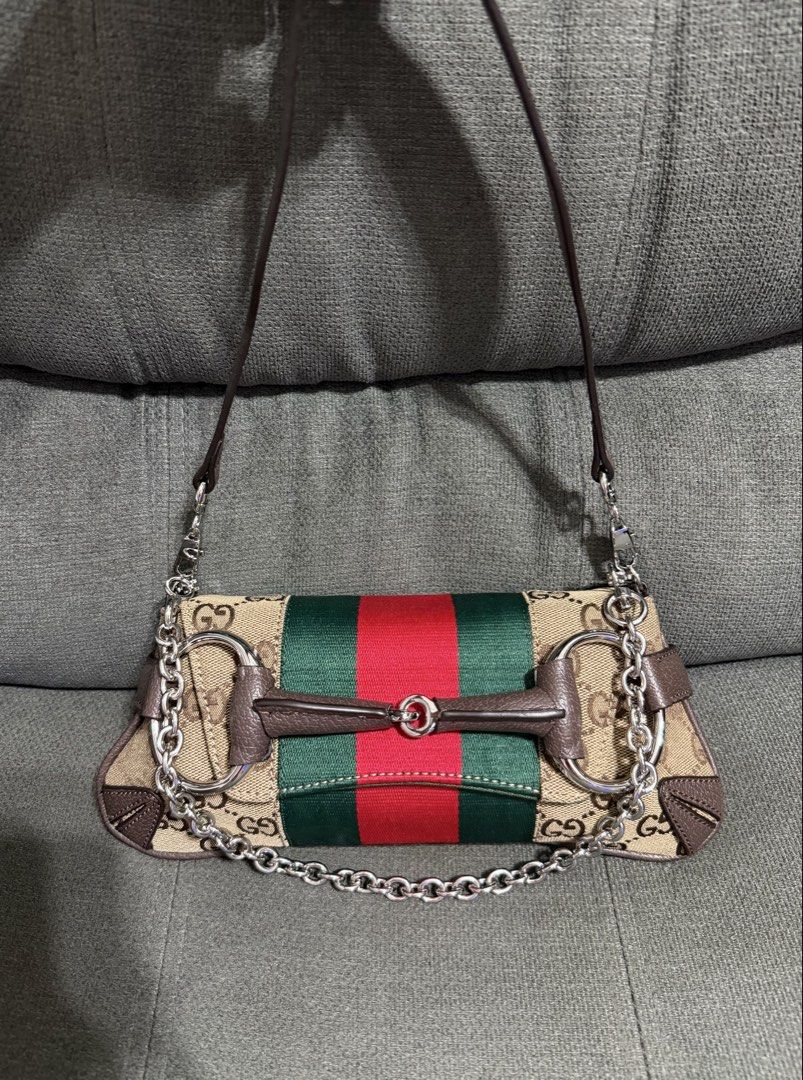 GG Horsebit Chain Small Shoulder Bag (Category: Shoulder Bags) located in Quezon City. Submitted by chic.bags (Listing ID 1468194600, Image 1). Description: Coded With black etiketa With dust bag Good as new No issue Japan preloved Actual photo posted Mop: gcash.