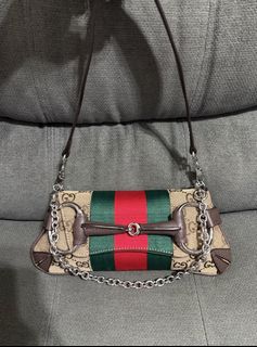 (Category: ) located in . Submitted by chic.bags (Listing ID 1468194600, Image 1). Description: .