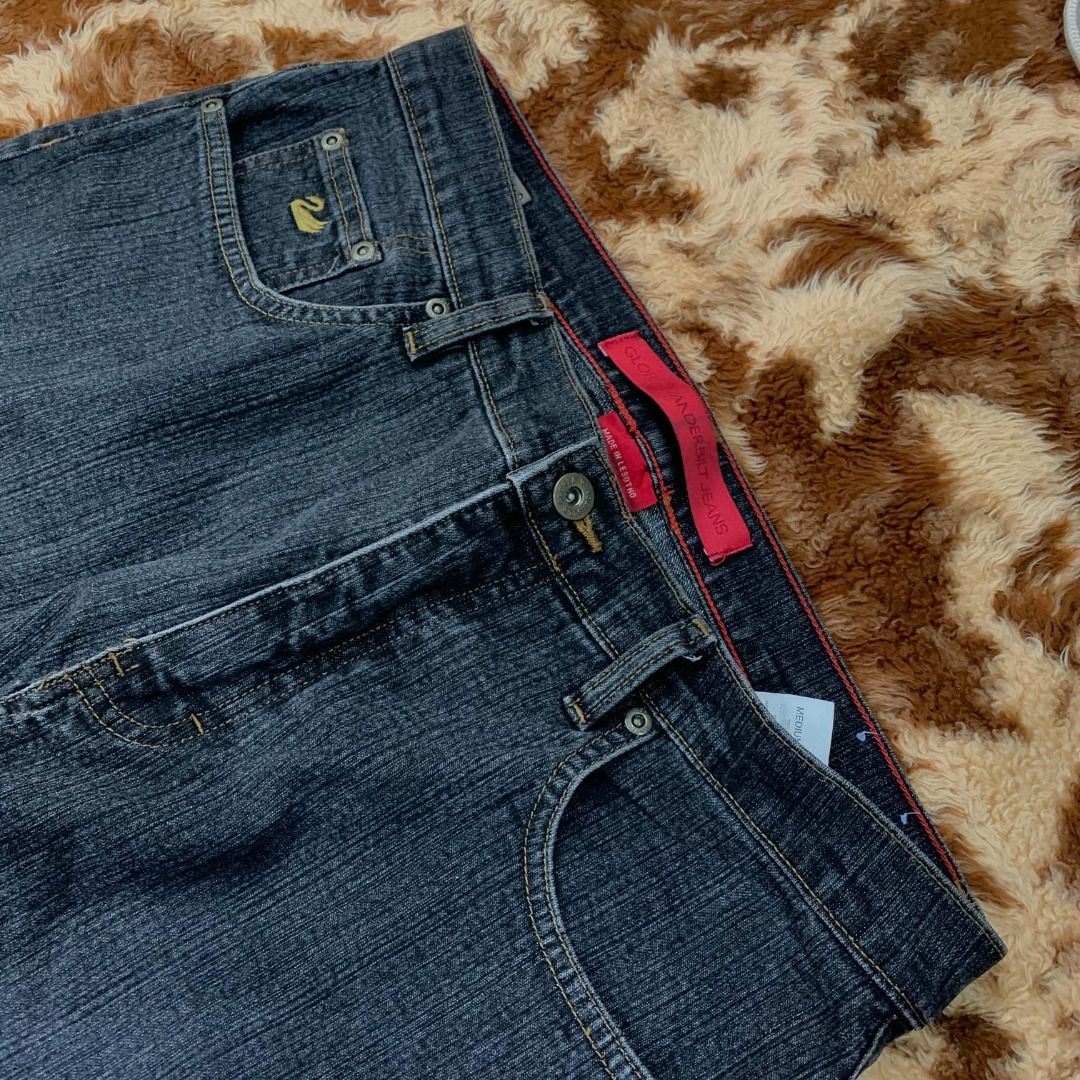 Gloria Vanderbilt Jean (Category: Jeans) located in Cabanatuan. Submitted by sfracks (Listing ID 1468104041, Image 3). Description: Decluttering because I’m moving out! Must be gone or will be donated! - Gloria Vanderbilt - Waist Around 33/34 Size Medium Tag 12 - Thighs: 11 - Length: 42/43 - Leg Opening: Around 10 - Pay first before shipping .