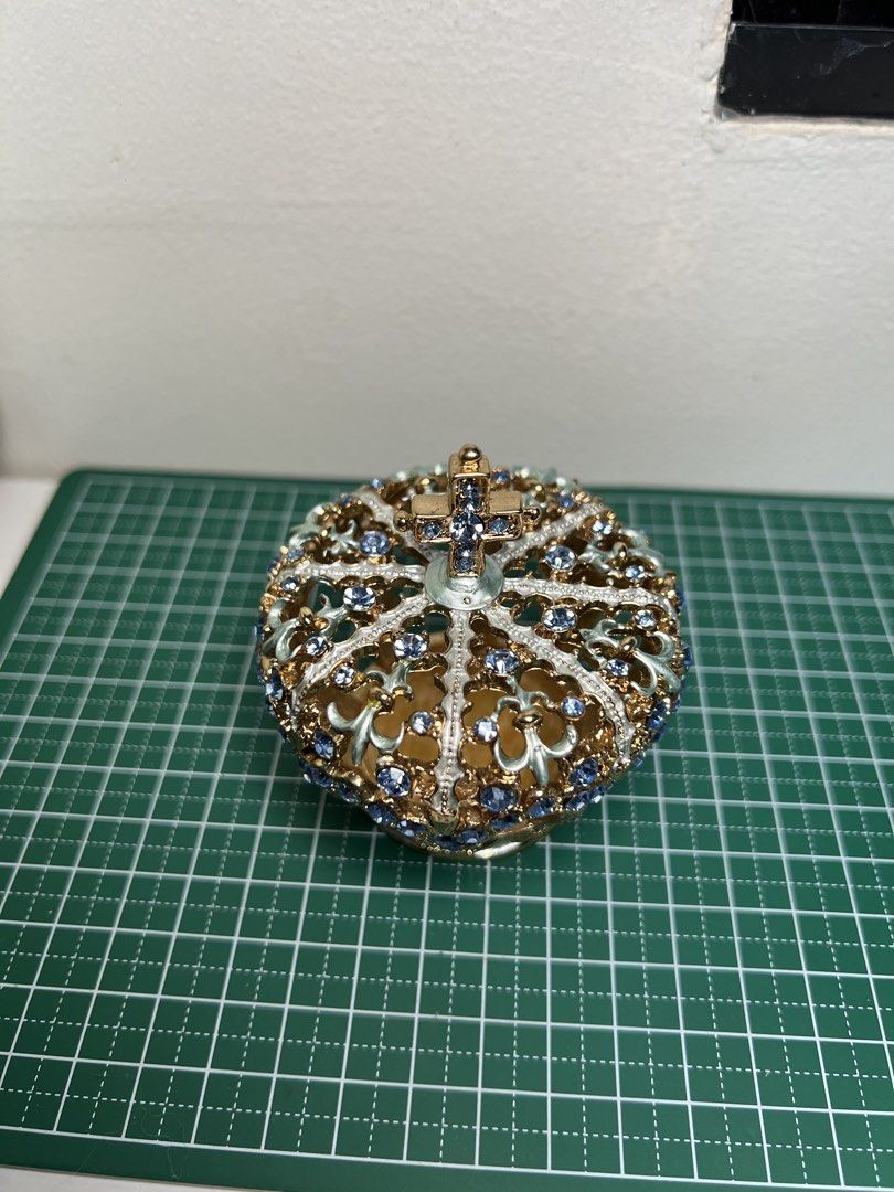 Gold and Blue Crown Trinket (Category: Vintage Collectibles) located in Davao. Submitted by calicollections (Listing ID 1468087811, Image 3). Description: .