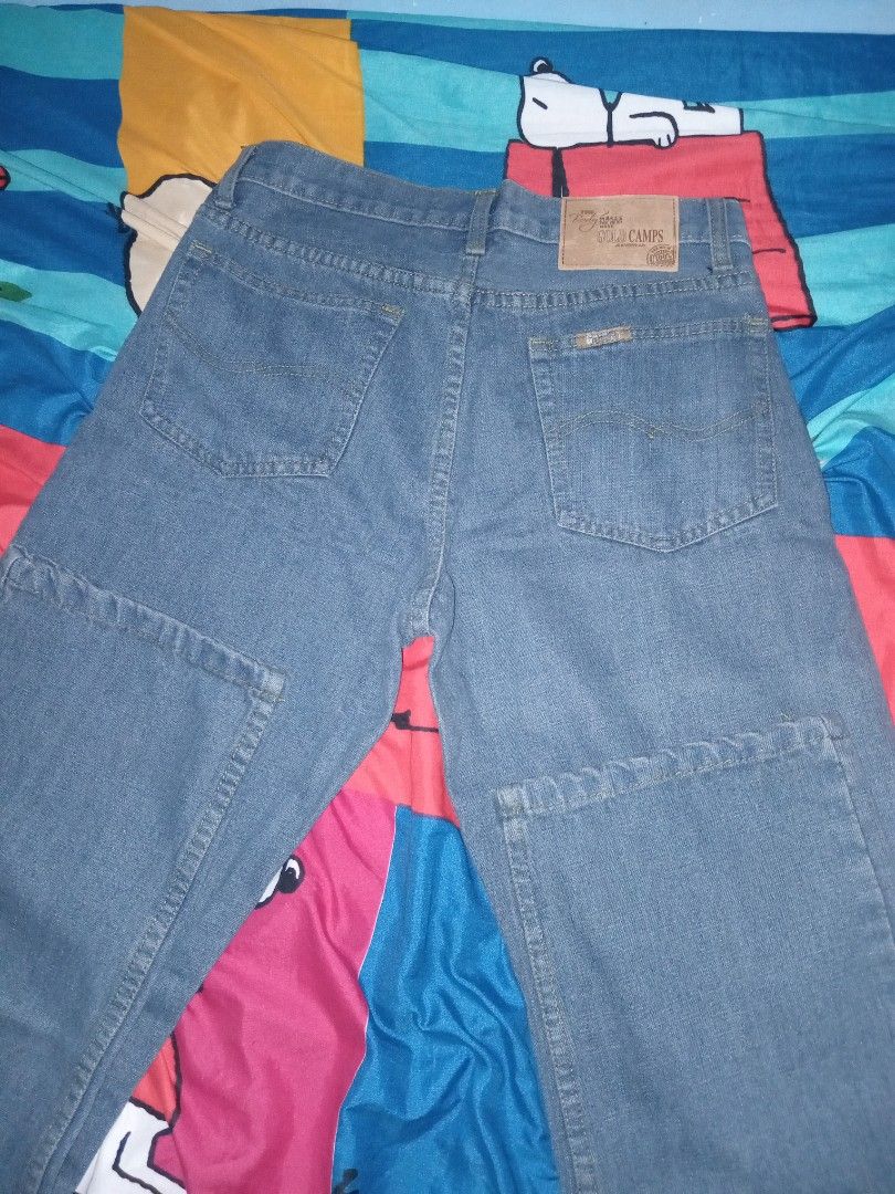 Gold Classics Denim Jeans Blue Pants (Category: Jeans) located in Marikina City. Submitted by cevipreloved (Listing ID 1468096587, Image 3). Description: - Brand: Gold Classics - Style: Classic straight leg fit - Color: Blue denim - Details: Standard five-pocket styling, branded hardware on button and rivets, leather logo patch on back waistband - Fit: Versatile everyday bottoms, pairs easily with t-shirts and hoodies - Condition: Brand new / Exc