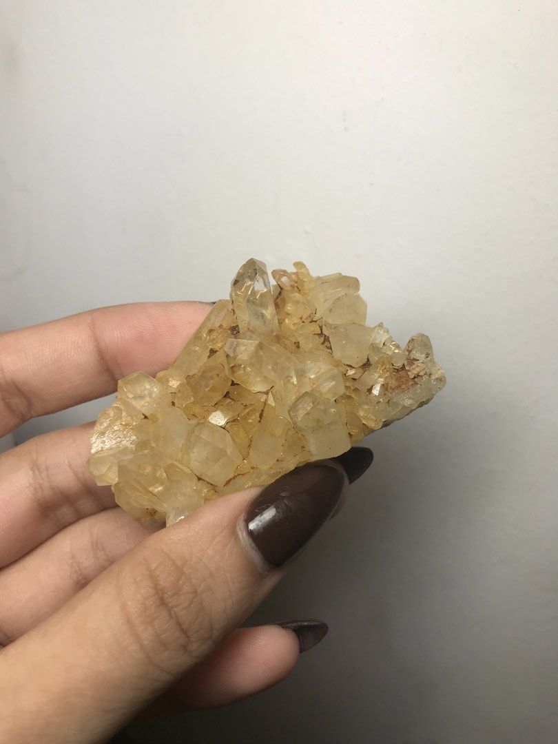 Golden Healer Mini Cluster (Category: Precious Stones) located in Marikina City. Submitted by _project.quartz (Listing ID 1468175508, Image 1). Description: RFS: reducing my curated collection, pieces are recently acquired Location: Marikina Can ship via j&t or lalamove.