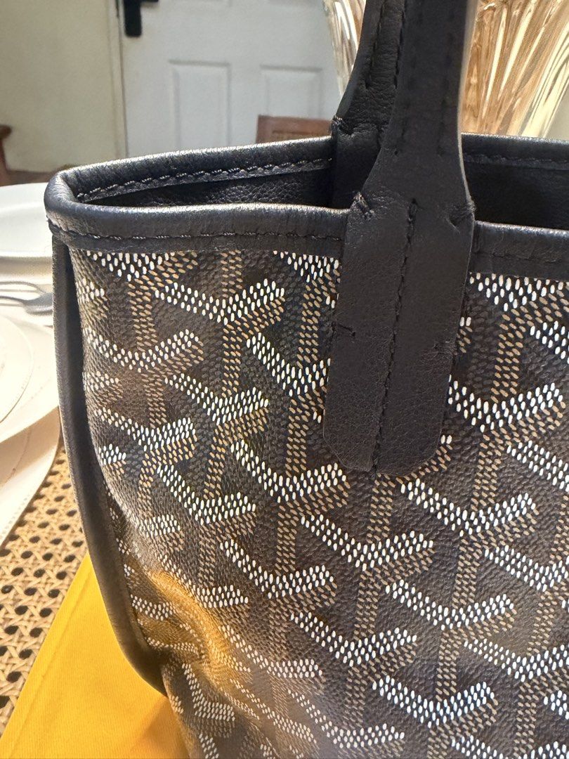Goyard Anjou mini size tote bag (Category: Announcements) located in Mandaluyong City. Submitted by rachel.cadiz (Listing ID 1468155838, Image 2). Description: Very nice in actual Very spacious Used only twice in excellent condition Classy/trendy/chic For casual outfits Genuine leather Negotiable Complete inclusions except box.