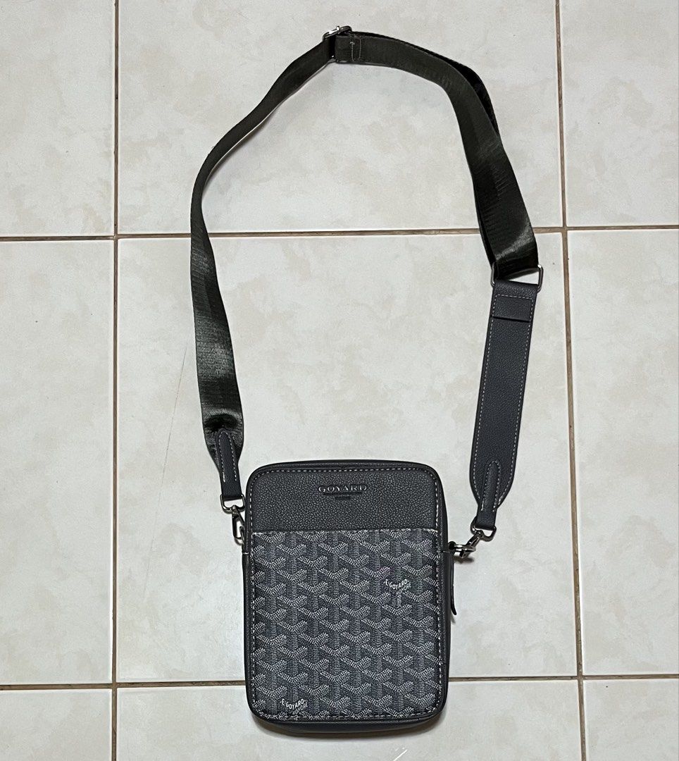 GOYARD GRAY SHOULDER/SLING BAG (Category: Sling Bags) located in Cavite. Submitted by drip_syndicate (Listing ID 1468218524, Image 1). Description: CONDITION: 9.5/10 COLOR RATE: 9.5/10 NO ISSUE .