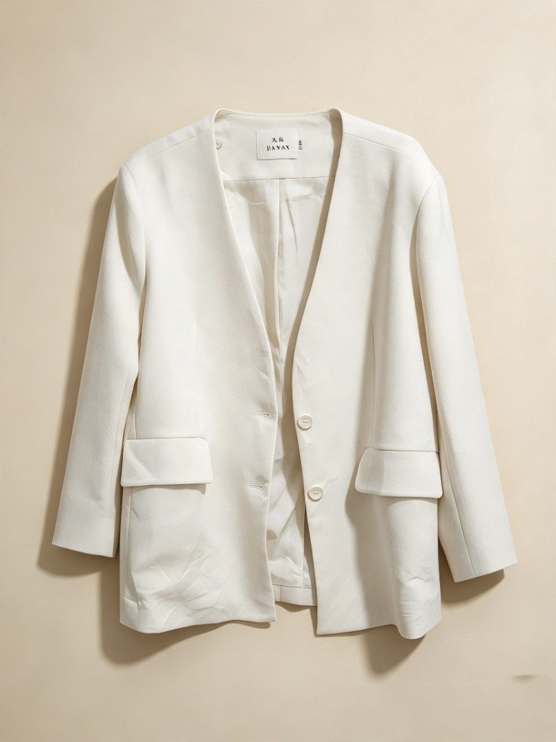 Graffiti Print Casual Blazer Jacket (Category: Coats, Jackets and Outerwear) located in Manila. Submitted by peptaura (Listing ID 1468187442, Image 3). Description: White blazer covered in bold multicolored graffiti graphics and typography. Single-button front closure with notched lapels and front flap pockets. Lined interior. Lightweight fabric with an artsy, statement streetwear vibe. Eye-catching piece for layering over simple outfits..