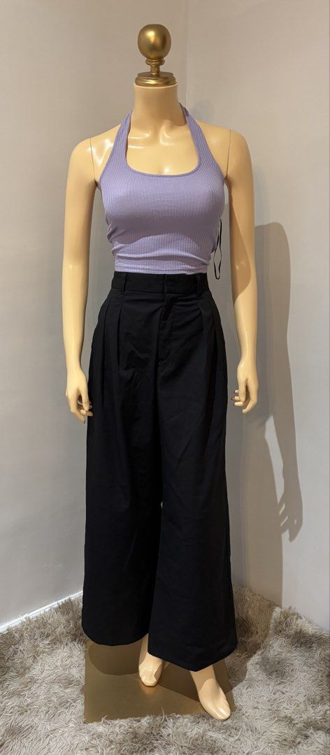 Gu baggy pants (Category: Jeans) located in Quezon City. Submitted by swift_kenjie (Listing ID 1468226452, Image 2). Description: Gu by Uniqlo baggy pants 30-32 L-40 very good condition (color may vary due to lighting) -Preloved and Trifted. These are all handpicked so expect very good to like new condition -Miners via pm is allowed Mine now pay now (First to pay gets the item) -Gcash payment only (Payment 1st) -No reservation -J&T courier (No ru