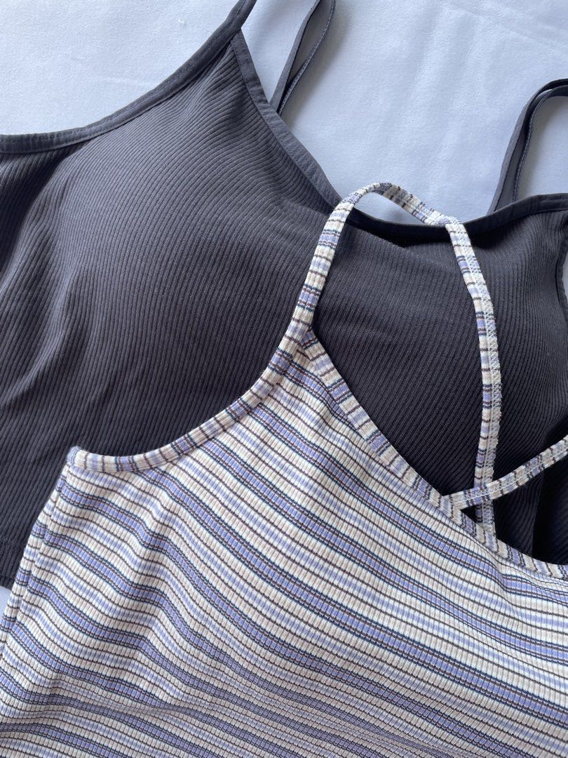 GU Ribbed Cropped Tops (Category: Sleeveless) located in Subic. Submitted by sleevesandbottoms (Listing ID 1468280746, Image 2). Description: GU Ribbed Cropped Tops ₱500 for two plus shipping fee Gray x Stripes | XL 🚚 J&T Olongapo City.