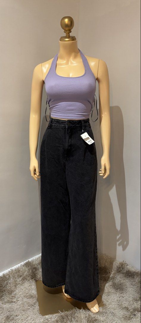 Gu wide baggy jeans (Category: Jeans) located in Quezon City. Submitted by swift_kenjie (Listing ID 1468227363, Image 2). Description: Gu by Uniqlo baggy jeans Brandnew 31-32 L-43 very good condition (color may vary due to lighting) -Preloved and Trifted. These are all handpicked so expect very good to like new condition -Miners via pm is allowed Mine now pay now (First to pay gets the item) -Gcash payment only (Payment 1st) -No reservation -J&T 