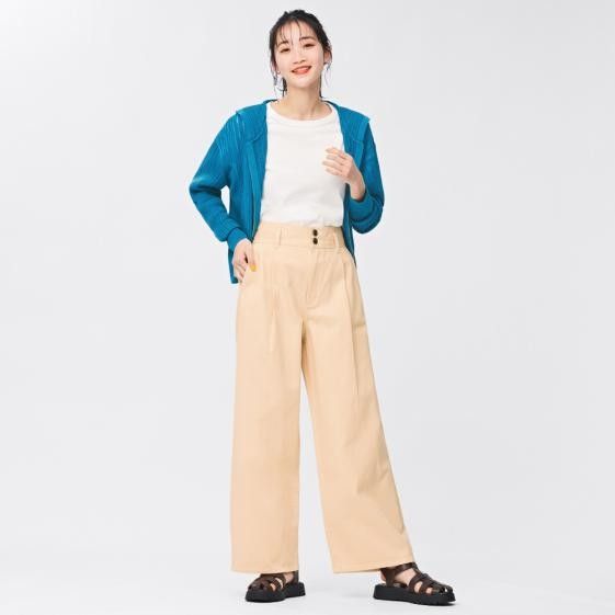 GU Wideleg Pants (Category: Other Bottoms) located in Angeles City. Submitted by miss_independent01 (Listing ID 1468079946, Image 1). Description: GU Wideleg Pants Width: 13 (Medium on tag) Length: 39 MOP: Gcash ✅ Mine Now, Pay Now ✅ First to Pay, Gets the Item 📍 PAMPANGA Courier: JnT 🚚🚚 PM 💌.