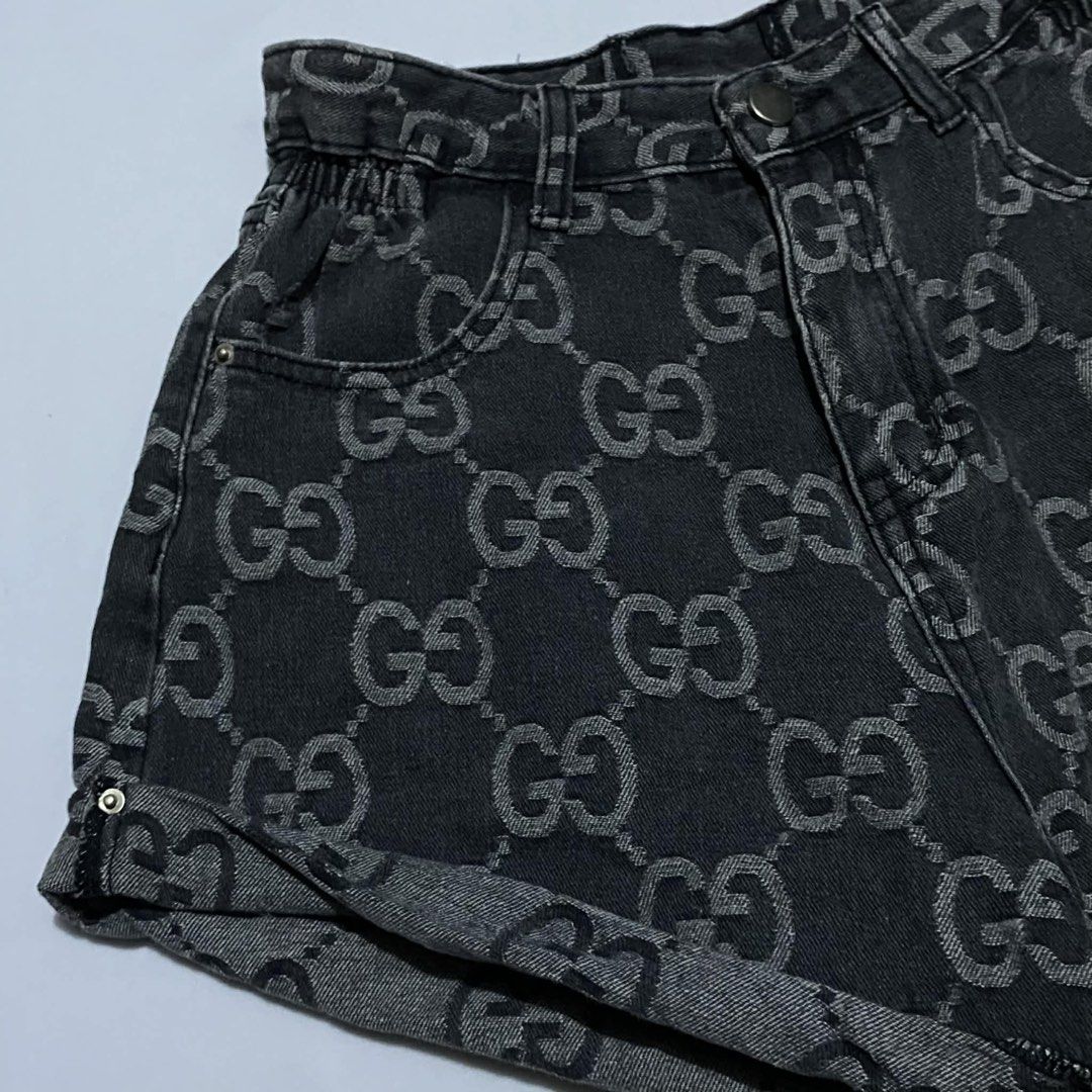Gucci (Category: Shorts) located in Mabalacat. Submitted by stellargarments (Listing ID 1468160295, Image 3). Description: Size: 25 Length: 14 Condition: 9.8/10 SUPER DUPER SOLID!!! MISMONG TELA YUNG LOGOS 4 POCKETS TOTAL SUPER NICE & KINIS! VERY COMFY & SMOOTH ON SKIN NEED WASH NO MAJOR STAIN FRESH FROM BALE.