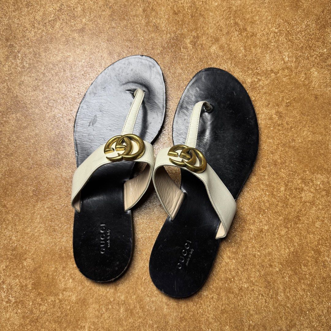 GUCCI SANDAL WHITE GG LOGO (Category: Sandals) located in Panabo. Submitted by shoerarefinds (Listing ID 1468279477, Image 1). Description: GÚĆÇÎ SANDALS “White GG LOGO” SIZE: EU 38 / US 7/ 24 CM Excellent Condition LOCATION: PANABO CITY, DAVAO DEL NORTE, 8105 2300 FREESHIPPING.