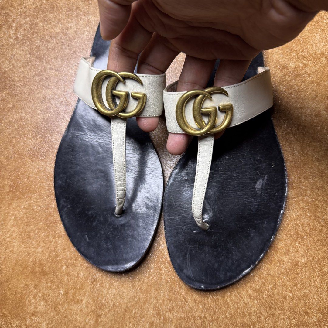 GUCCI SANDAL WHITE GG LOGO (Category: Sandals) located in Panabo. Submitted by shoerarefinds (Listing ID 1468279477, Image 3). Description: GÚĆÇÎ SANDALS “White GG LOGO” SIZE: EU 38 / US 7/ 24 CM Excellent Condition LOCATION: PANABO CITY, DAVAO DEL NORTE, 8105 2300 FREESHIPPING.