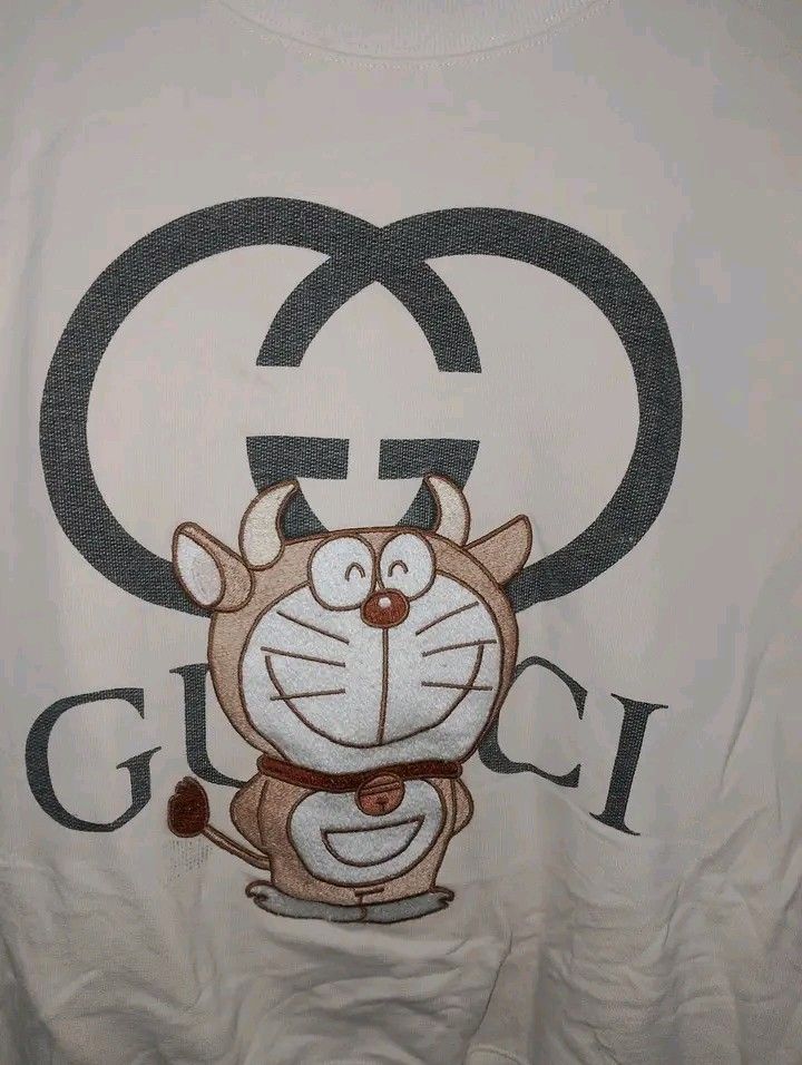 GUCCI X DISNEY (Category: Coats, Jackets and Outerwear) located in Taguig. Submitted by clothingselection (Listing ID 1468082797, Image 3). Description: PTPA GUCCI X DISNEY 24 X 24 BOXY FITTING EXCELLENT CONDITION NID WASH FRESH FROM BALE REMOVED NECKTAG WITH WASHTAG 450.