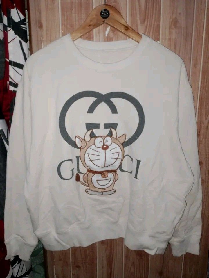 GUCCI X DISNEY (Category: Coats, Jackets and Outerwear) located in Taguig. Submitted by clothingselection (Listing ID 1468082797, Image 2). Description: PTPA GUCCI X DISNEY 24 X 24 BOXY FITTING EXCELLENT CONDITION NID WASH FRESH FROM BALE REMOVED NECKTAG WITH WASHTAG 450.