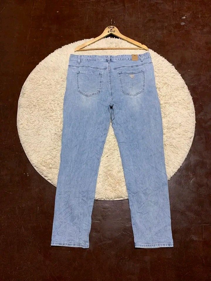 Guess jeans for men size 36 (Category: Jeans) located in Lianga. Submitted by legitseller12345678 (Listing ID 1468225633, Image 2). Description: Guess jeans for men📌 Excellent in condition Waistline 36 Length 41 Hem 7 Solid Mine 800 plus sf.
