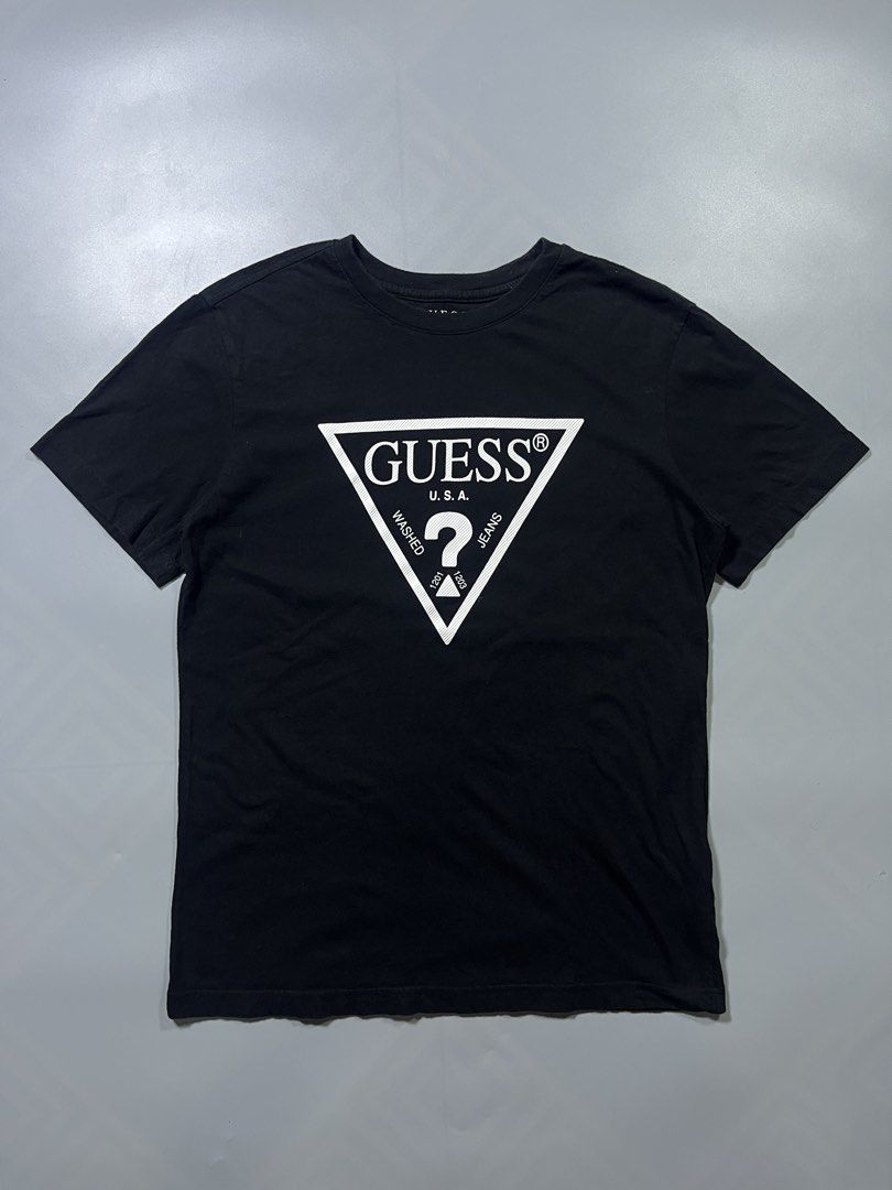 Guess Shirt (Category: Tshirts & Polo Shirts ) located in Cebu City. Submitted by lottaloots.ceb14 (Listing ID 1468236505, Image 1). Description: Guess Shirt In excellent condition No issues Size L Dimensions: 20x27 Color rate: 9.8/10 499 + Shipping fee Location: Cebu.