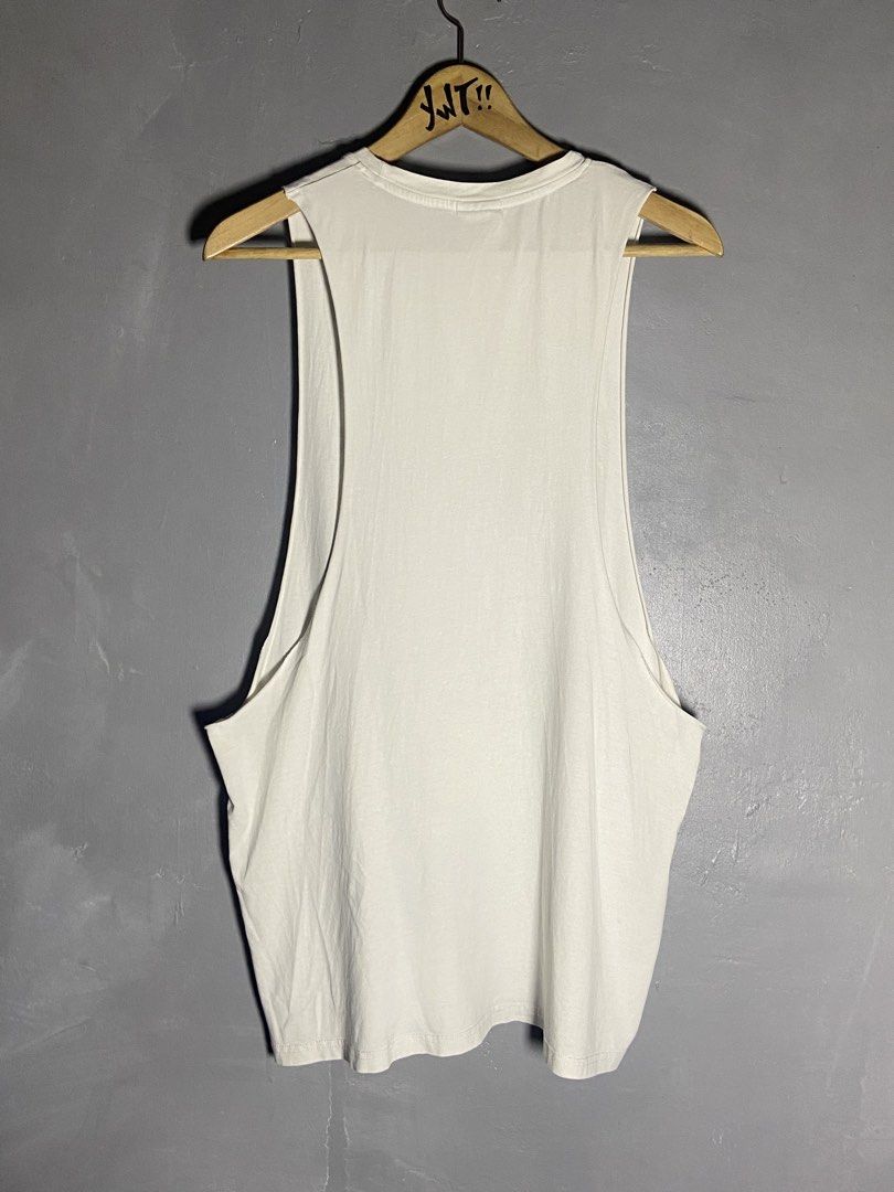 Gymshark Legacy Drop Arm Tank (Category: Activewear) located in Cabuyao City. Submitted by chukz_x (Listing ID 1468252235, Image 3). Description: Gymshark Legacy Drop Arm Tank Size : Large Dimes : 21W 29L Condition : Excellent Issue : none Price : 950 📍READY TO WEAR 📍Cabuyao Laguna .