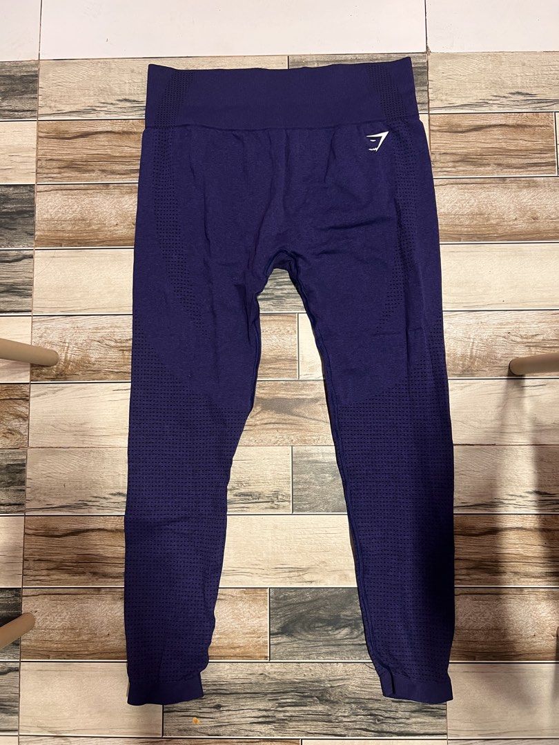 Gymshark leggings (Category: Activewear) located in Silay City. Submitted by jeffreyxsummer (Listing ID 1468132468, Image 1). Description: See photo for more details.
