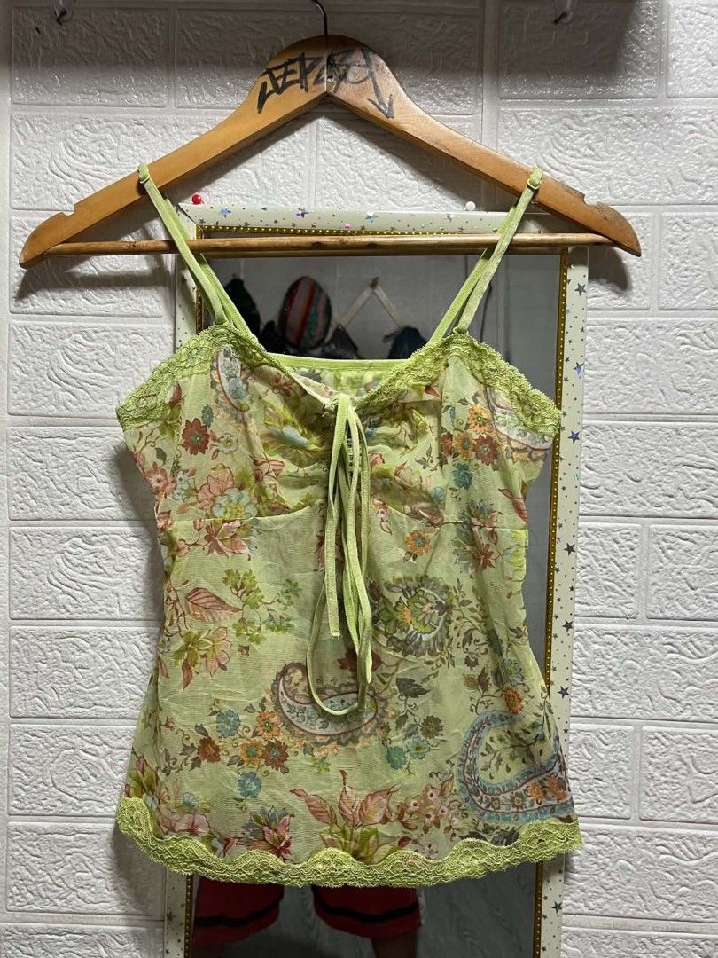 Halter Tops (Category: Others Tops) located in Danao, Cebu. Submitted by 6000thrifts.ph (Listing ID 1468075877, Image 1). Description: Tops Good Excellent Condition No issue Size Meduim.