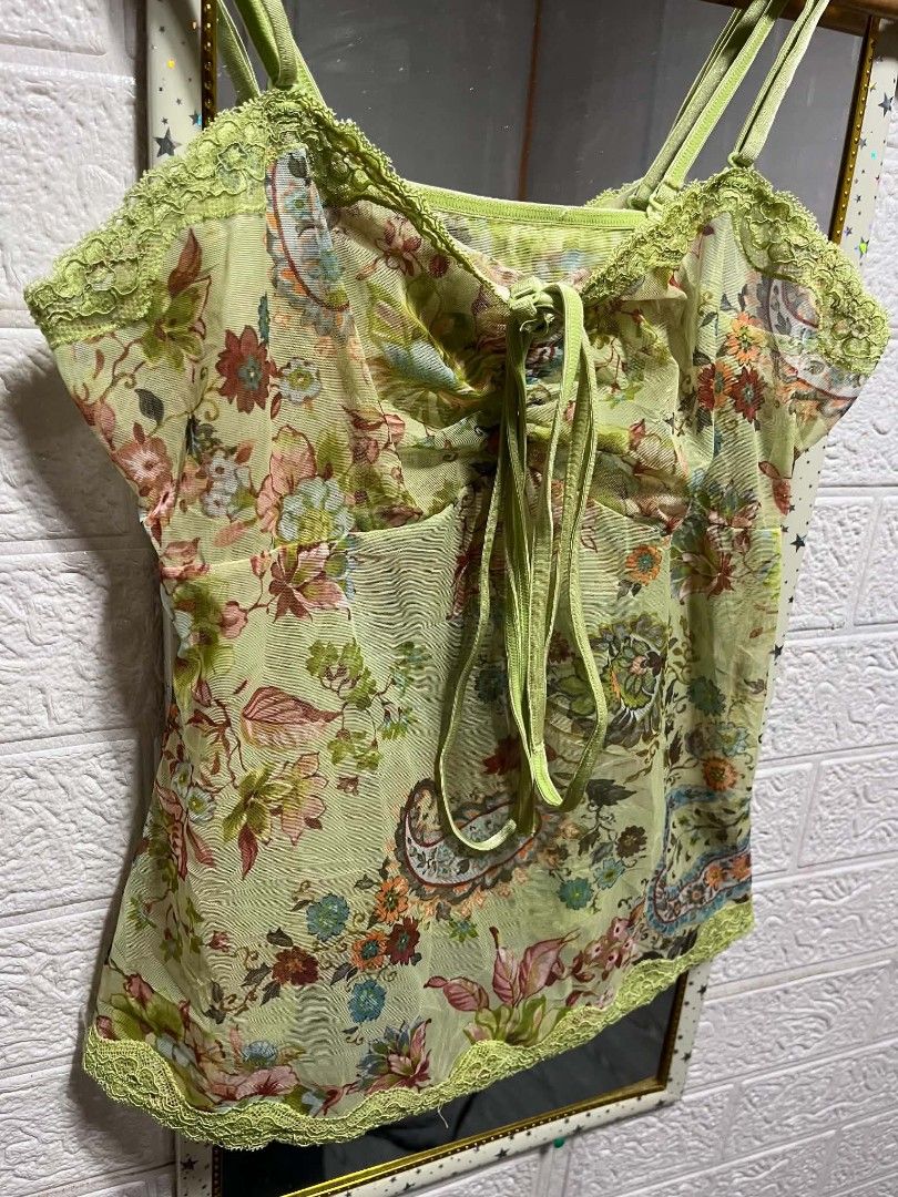 Halter Tops (Category: Others Tops) located in Danao, Cebu. Submitted by 6000thrifts.ph (Listing ID 1468075877, Image 3). Description: Tops Good Excellent Condition No issue Size Meduim.