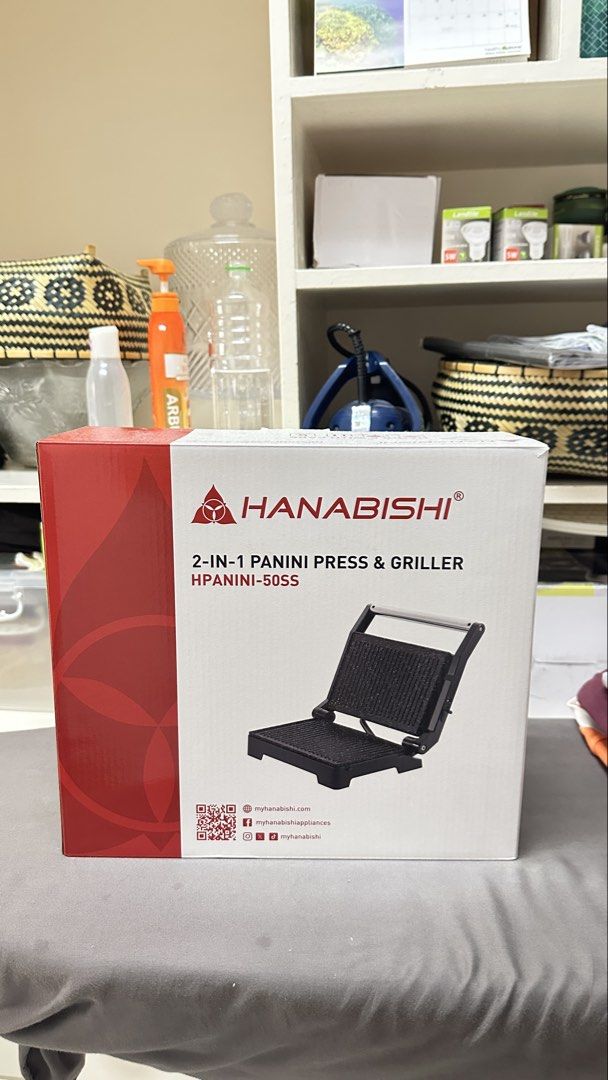 Hanabishi Panini Press & Griller (Category: BBQ, Grills & Hotpots) located in Pasig City. Submitted by outgrownfaves (Listing ID 1468252422, Image 1). Description: SEALED BRAND NEW Slightly negotiable but no to low ballers. 📍Pacific Village, Muntinlupa.