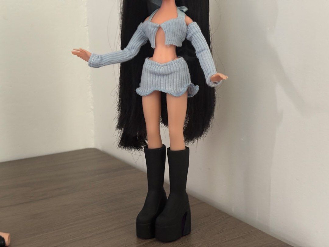 HANDMADE BRATZ OUTIFT WITH BOOTS (Category: Interactive Toys) located in Pasig City. Submitted by krab_98 (Listing ID 1468170084, Image 1). Description: Selling my handmade oufit for Bratz and painted & sealed boots (see details in pictures).