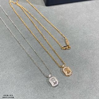 (Category: ) located in . Submitted by lunea.jewelry (Listing ID 1468203918, Image 1). Description: .