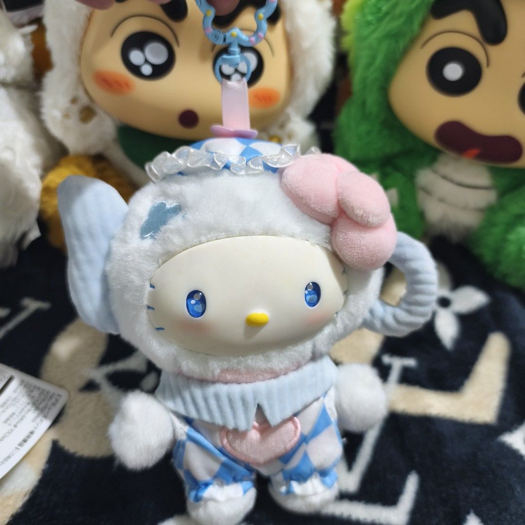 Hello kitty bag charm (Category: Plushies & Soft Toys) located in Iloilo. Submitted by geselalpan30231 (Listing ID 1468222063, Image 1). Description: .