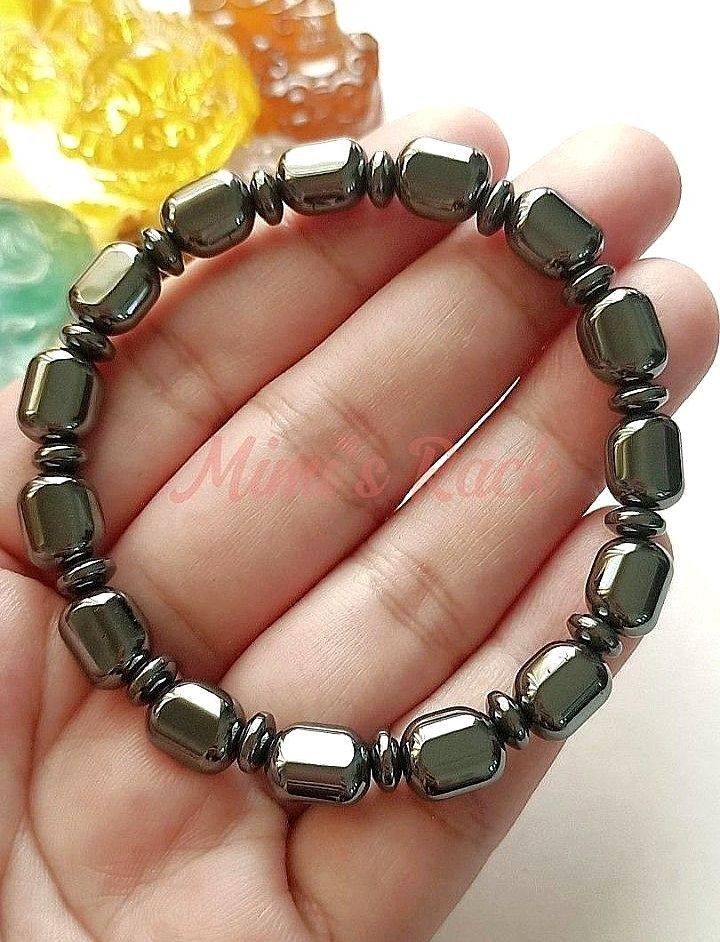 Hematite Barrel Bracelet (Category: Bracelets) located in Taguig. Submitted by mimisrack (Listing ID 1468205857, Image 2). Description: 🩶Sleek shine with modern edge. -Hematite barrel-shaped stone beads -Smooth polished metallic finish -Comfortable bracelet for everyday wear -Hematite is associated with grounding, focus, and protection -A stylish bracelet that adds a bold and contemporary touch 🧿 Bead size: 8mm 💎Gems & crystals are energized a