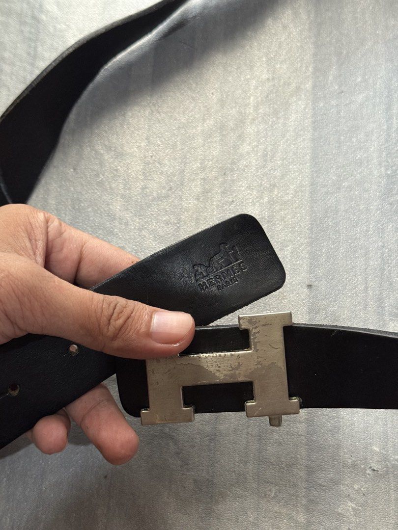 Hermes (Category: Luxury Accessories) located in Cagayan de Oro. Submitted by twice.but.nice.blackmarket (Listing ID 1468088991, Image 3). Description: Very good condition Pure leather 6 Adjustment holes Can fit 35 / 36 / 37 / 38 / 39 / 40 Sign of used Issue see the last photo uploaded !.