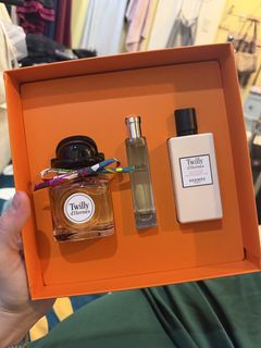 (Category: ) located in . Submitted by oommggg (Listing ID 1468090751, Image 1). Description: .