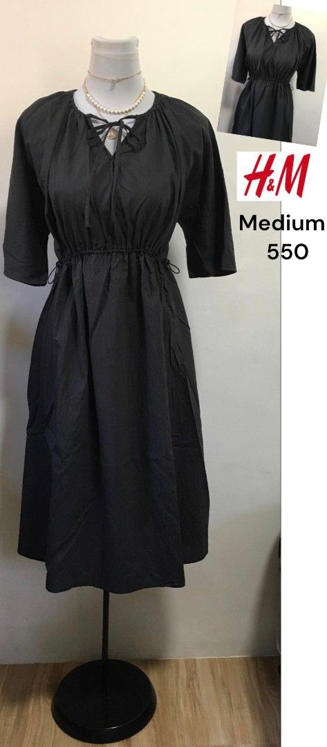 H&M Black Dress Medium (Category: Dresses) located in Davao. Submitted by parenasnic86577 (Listing ID 1468068301, Image 1). Description: - Brand: H&M - Color: Black - Size: Medium - Style: Midi dress with short sleeves, drawstring neckline, and elasticated waist - Material: Lightweight fabric, easy to style - Condition: Recently purchased, very clean.