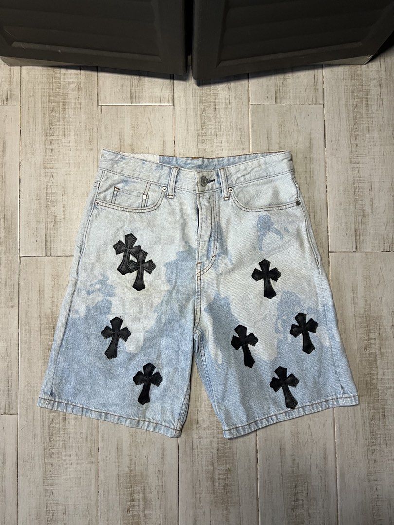 H&M Chrome Hearts Custom Jorts (Category: Shorts) located in Angono. Submitted by odd.fitt (Listing ID 1468094433, Image 1). Description: 28 on tag 31W 20L 11H Need wash.