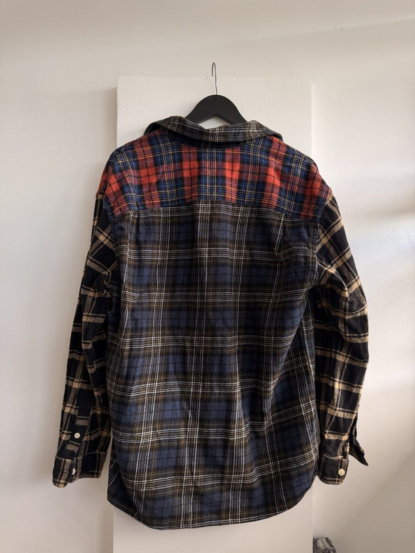 h&m plaid flannel (Category: Tshirts & Polo Shirts ) located in Cavite. Submitted by dalowf (Listing ID 1468169903, Image 2). Description: 22 width 27 length no major issues.