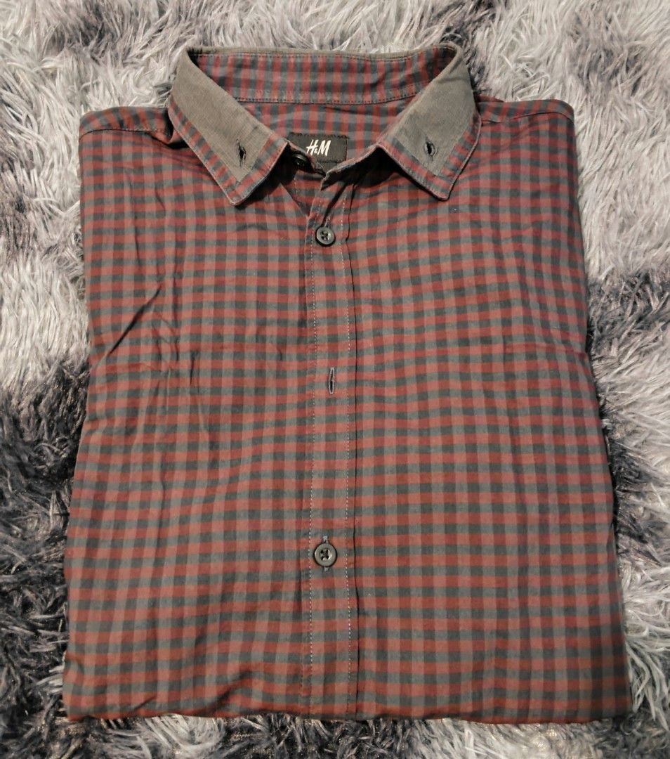 H&M polo longsleeve (Category: Formal Shirts) located in Magalang. Submitted by trendz67271 (Listing ID 1468154113, Image 1). Description: once lng nasuot bought from abroad size reference in photos.